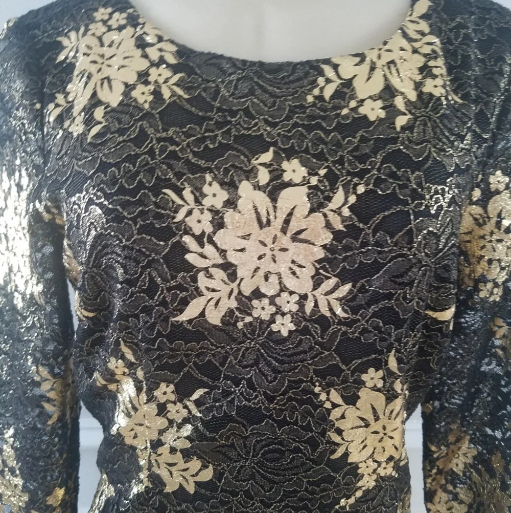 Gold and Black dress - Picture 3 of 5